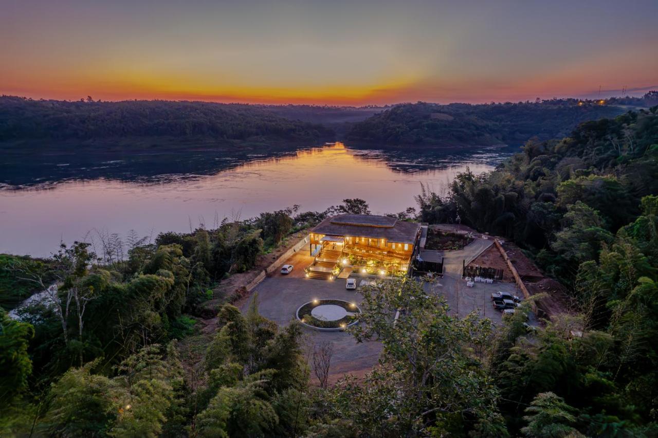 Reserva Natural Iguazu - Pristine Luxury Camp Puerto Libertad Екстериор снимка
